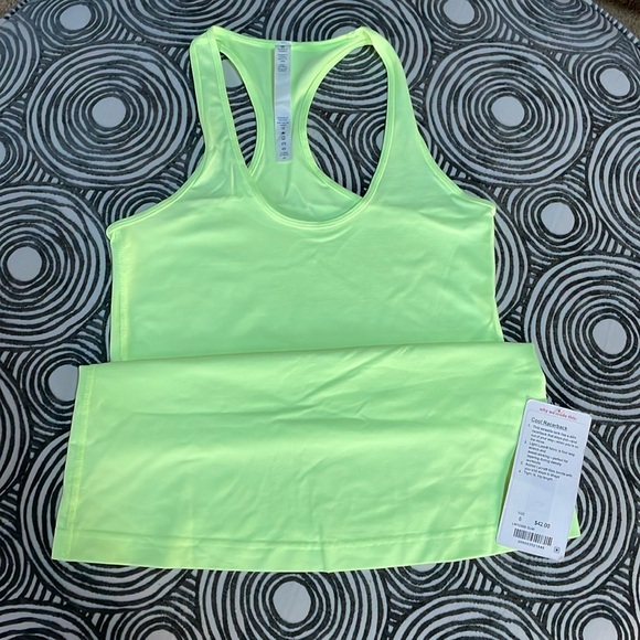 NEW WITH TAGS! Lululemon Cool Racerback size 8 spring green/clear mint - Picture 1 of 4